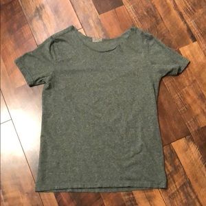 Women’s heather green short-sleeved tshirt